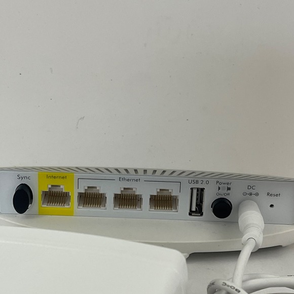 NETGEAR Orbi‎ Router RBR50 WiFi System Mesh Network Extender White w/Power Cord - Picture 5 of 8